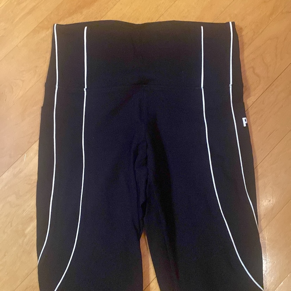 NWOT Victoria's Secret black PINK Yoga Pants - Picture 2 of 8